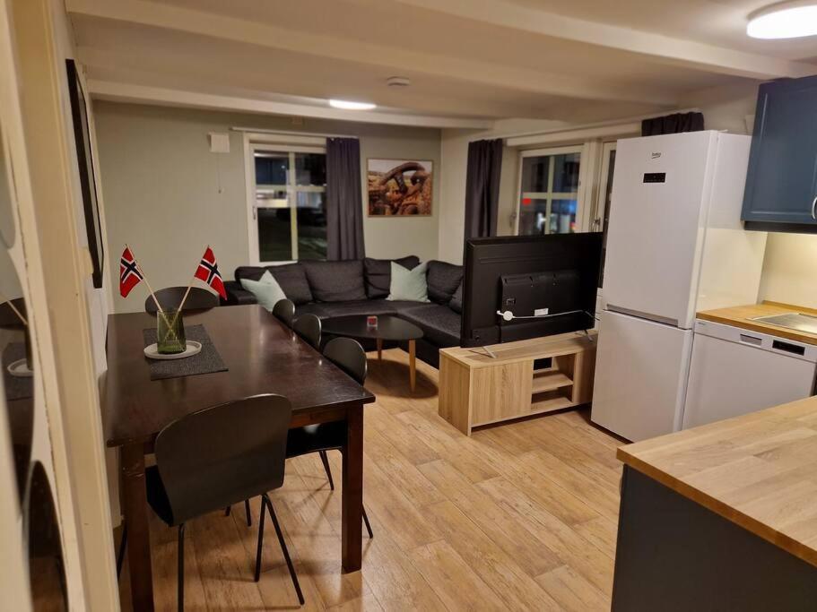 Apartment Next To The Bridge Τρόμσο Εξωτερικό φωτογραφία